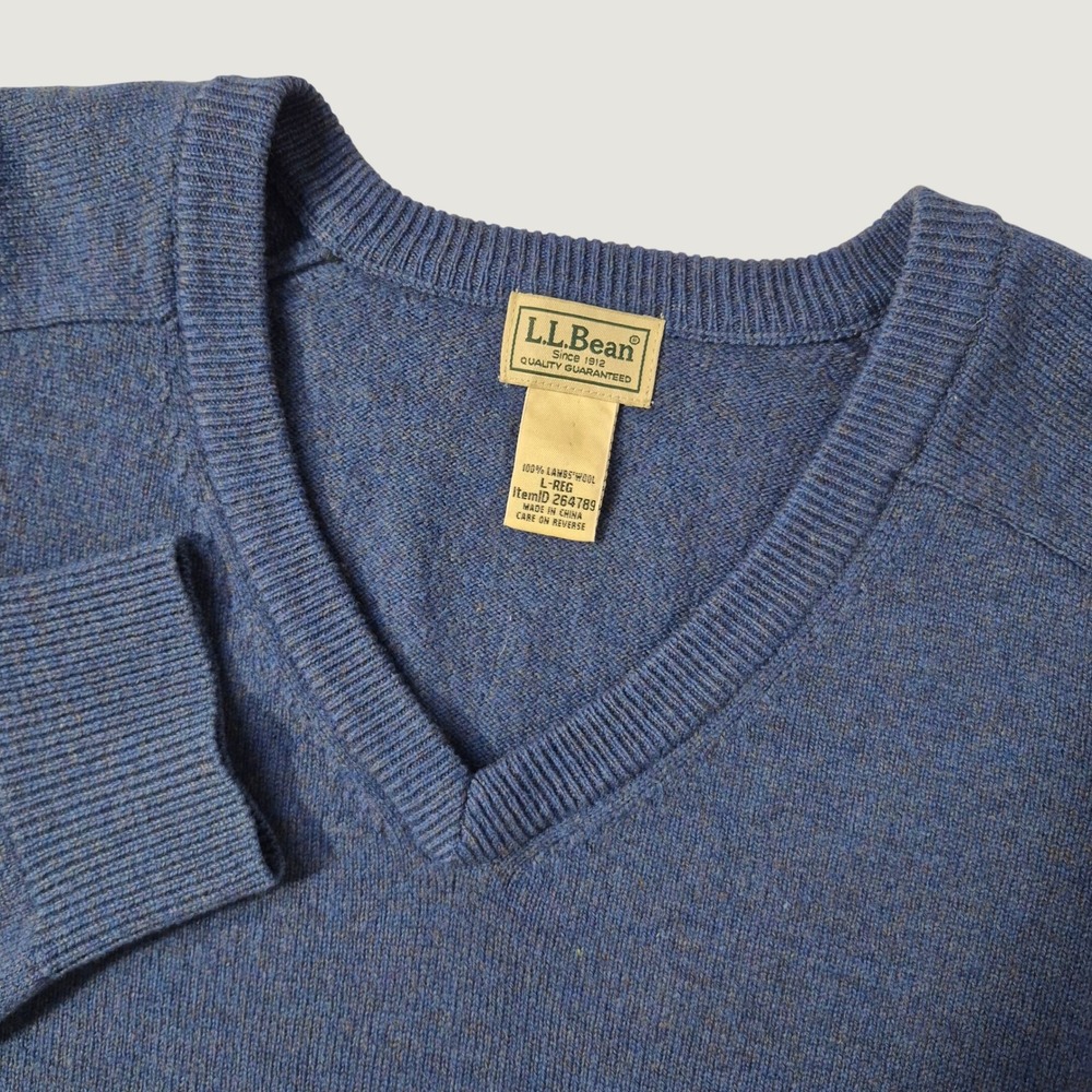LL Bean V-Neck Sweater Men Large Blue Heritage 100% Lambswool Classic Minimalist